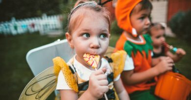 Halloween nutrition: Keep kids from over-indulging with these 5 tips