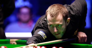 Mark Allen cracks up Scottish Open crowd with unusual actions during semi-final | Other | Sport