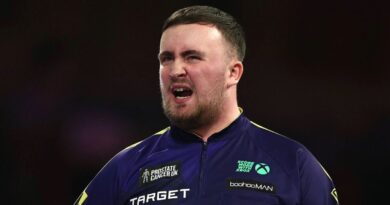 Luke Littler thrashes Stephen Bunting in brutal fashion to reach World Championship final | Other | Sport