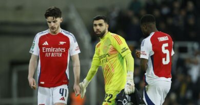 Arsenal: Jamie Carragher calls for ban as Gunners dumped out of Carabao Cup by Newcastle | Football | Sport