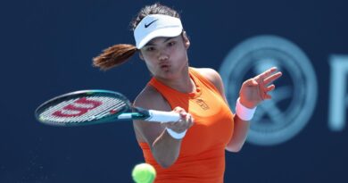 Emma Raducanu overcomes blisters for milestone Miami Open win vs No.8 seed Navarro | Tennis | Sport