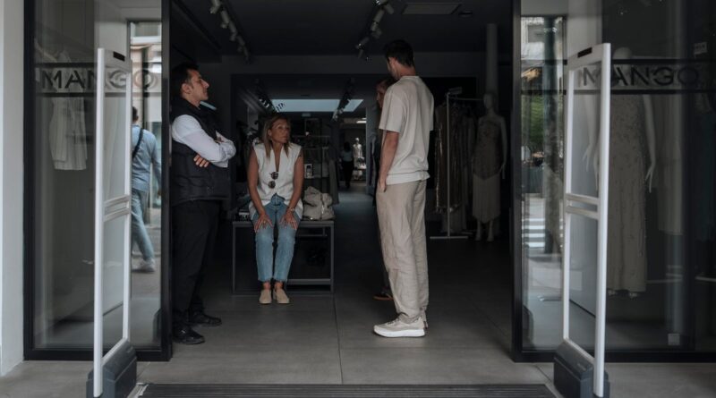 Power outage disrupts last day of Cannes Film Festival; police investigating possible arson