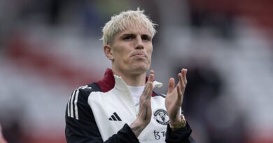 Chelsea’s Alejandro Garnacho transfer to deal Man Utd double blow after £30m exchange | Football | Sport