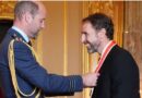 Gareth Southgate knighted as ex-England boss rewarded by Prince William | Football | Sport
