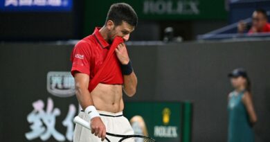 Tennis LIVE: Novak Djokovic has ‘issues’ as Roger Federer returns to court | Tennis | Sport