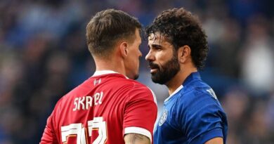 Diego Costa squares up to Liverpool star as tempers flare for legends | Football | Sport
