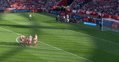 Arsenal match suspended for 10 minutes as player given oxygen | Football | Sport