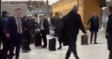 Rangers chief Kevin Thelwell targeted by angry fans in airport confrontation | Football | Sport
