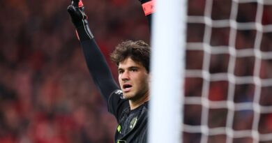 Man Utd ace sparked worry behind the scenes after Bruno Fernandes incident | Football | Sport