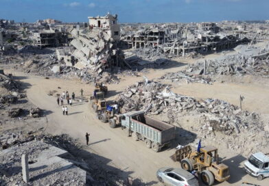 Trump’s fragile Gaza ceasefire on brink as Israel orders ‘powerful strikes’ | World | News Trump’s fragile Gaza ceasefire on brink as Israel orders ‘powerful strikes’ | World | News