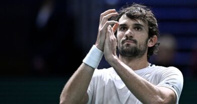 Paris Masters star brutally snubs own cousin as pair set to battle after £847k win | Tennis | Sport