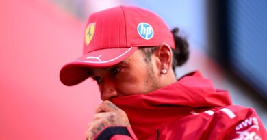 Lewis Hamilton faces £330,000 F1 bill as two rivals forced to stump up seven-figure sums | F1 | Sport