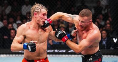 Paddy Pimblett dropped twice as Justin Gaethje wins all-time UFC classic | UFC | Sport