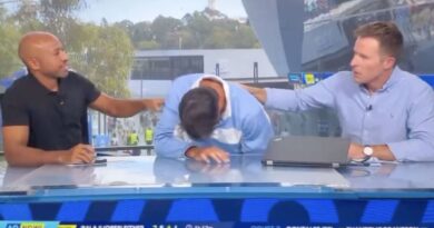Australian Open ace collapses live on TV with painful issue | Tennis | Sport