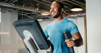 Exercise treats depression as well as therapy or medication, study finds