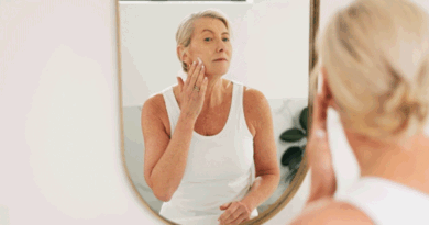 Adult acne treatment options for menopausal women breaking out again