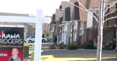 Mortgage rates fall below 6% for the first time since 2022 Mortgage rates fall below 6% for the first time since 2022