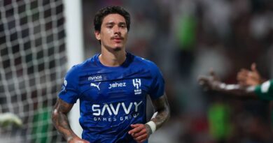 Darwin Nunez booted out of squad as Saudi nightmare hits new low | Football | Sport