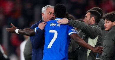 Man Utd icon Rio Ferdinand defends Jose Mourinho over Vini Jr racism storm | Football | Sport