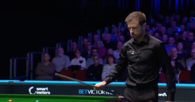 Snooker star smashes ball off the table and forfeits frame in eruption | Other | Sport