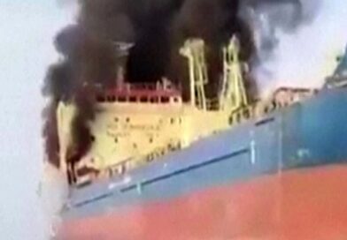 Iran warns it will bomb any oil tankers passing Strait of Hormuz | World | News Iran warns it will bomb any oil tankers passing Strait of Hormuz | World | News