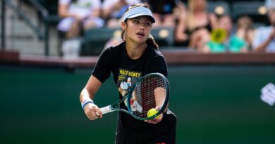 Tim Henman has explanation why Emma Raducanu’s coaches ‘don’t last long’ | Tennis | Sport
