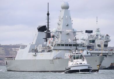 HMS Dragon still not in Cyprus after dithering in English Channel for three days | World | News HMS Dragon still not in Cyprus after dithering in English Channel for three days | World | News