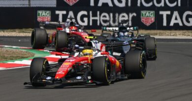 Chinese GP Sprint result as safety car sets up thrilling fight for win | F1 | Sport