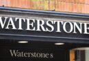 Waterstones shoppers spot unlikely detail on store’s sign after years Waterstones shoppers spot unlikely detail on store’s sign after years