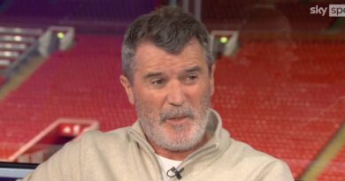 Roy Keane snubs Michael Carrick as Man Utd told to swerve boss despite Villa win | Football | Sport