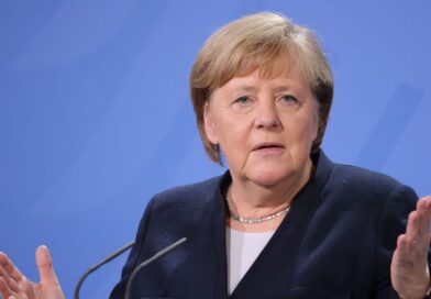 Outrage as Angela Merkel urges migrants to vote against AfD | World | News