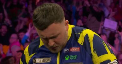 Luke Littler responds to booing by German darts | Other | Sport