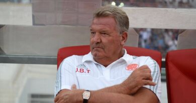 John Toshack denies he has dementia after ‘falling asleep crying’ over son’s comments | Football | Sport