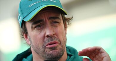 Fernando Alonso opens up on fatherhood as F1 rival confirms hand injury | F1 | Sport