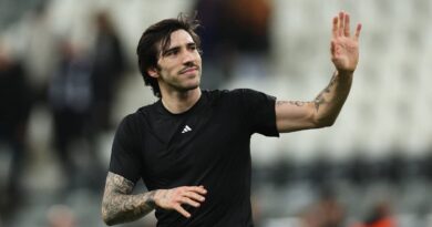 Newcastle ‘pick Tonali replacement’ as star ready for Man Utd transfer | Football | Sport