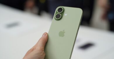 A new RCS update could connect iPhone and Android video calls, someday A new RCS update could connect iPhone and Android video calls, someday