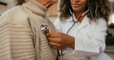 Blood pressure checks may predict future dementia risk, study finds