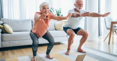 Happiness expert reveals 7 habits of people who are happier, healthier with age