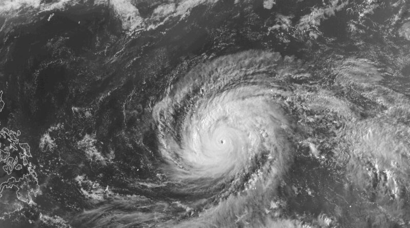 Powerful super typhoon takes aim at remote U.S. islands in Pacific Powerful super typhoon takes aim at remote U.S. islands in Pacific