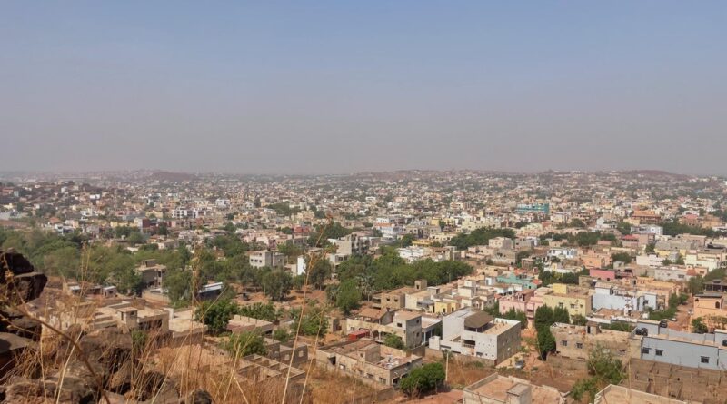 Armed groups in Mali attack capital, other cities in possible coordinated effort, army says