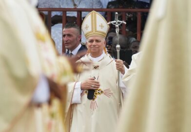 Pope Leo XIV greeted by crowd of 120,000 in Cameroon as he attacks uneven distribution of wealth