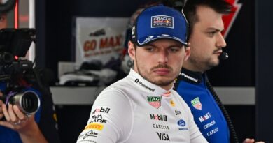 F1 LIVE Verstappen stuns rivals as Ferrari and Mercedes at each other | F1 | Sport