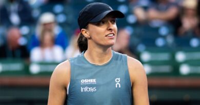 Iga Swiatek addresses Rafael Nadal rumours as Pole opens up on axing coach | Tennis | Sport