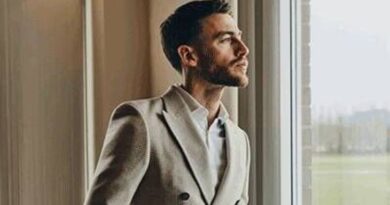 ‘Perfect fit’ £120 suit is ideal for weddings or a sharp race-day look