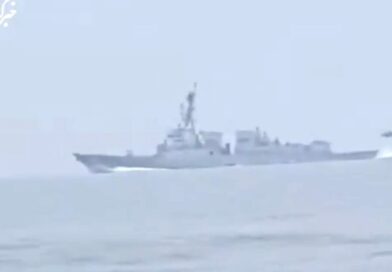 Iran issues chilling ‘last warning’ threat to US navy ships | World | News Iran issues chilling ‘last warning’ threat to US navy ships | World | News