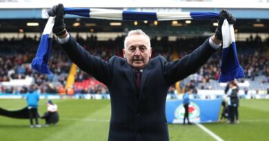 Premier League-winning coach dies as club ‘devastated’ by death of ‘legend’ | Football | Sport