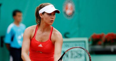 Tennis star who posed naked for Playboy sees husband file for divorce | Tennis | Sport