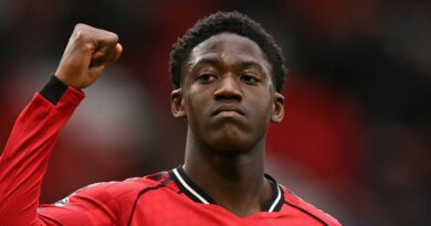 Man United ace quit ‘because of Paul Pogba’ as Kobbie Mainoo advised | Football | Sport