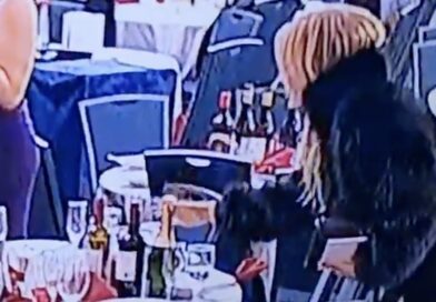 Woman snatches wine bottles during shooting chaos inside Washington Hilton | World | News