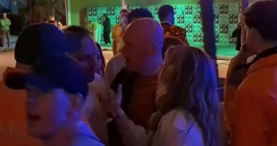 Michael van Gerwen punched before he chases attacker in video footage | Other | Sport